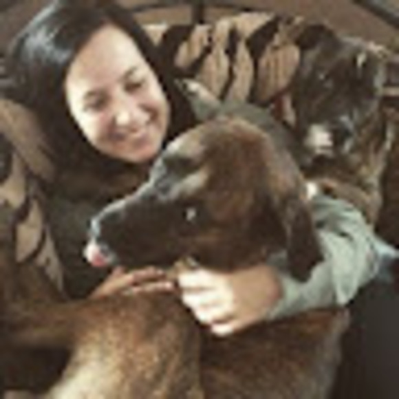 Meet your Posher, Gizelle - Picture 1 of 1